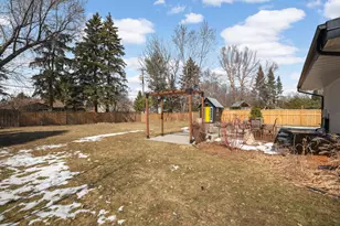 1057 Esther Ln, Mendota Heights, MN 55118 - Photo 41