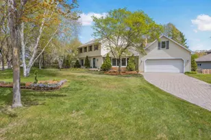2805 Alvarado Ln N, Plymouth, MN 55447 - Photo 21