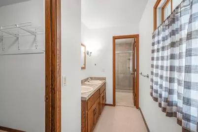 2805 Alvarado Lane N, Plymouth, MN 55447 - Photo 21