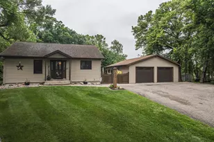 425 Shorewood Dr, Detroit Lakes, MN 56501 - Photo 1