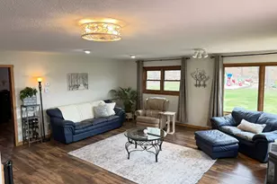 425 Shorewood Dr, Detroit Lakes, MN 56501 - Photo 13