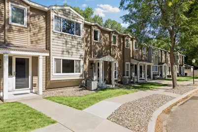 438 Pondridge Circle, Wayzata, MN 55391 - Photo 3