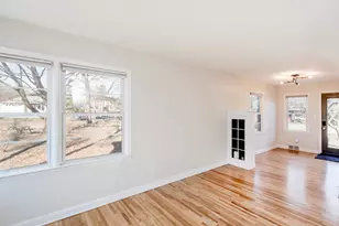 2263 Priscilla St, Saint Paul, MN 55108 - Photo 7