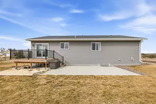 630 Driftwood Ave, Watkins, MN 55389 - Photo 5