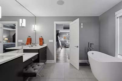 633 Park Street E, Wayzata, MN 55391 - Photo 17