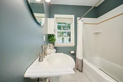 2242 Wilson Street NE, Minneapolis, MN 55418 - Photo 23