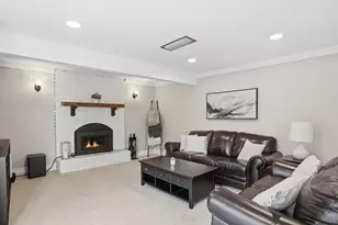 10666 Utica Rd, Bloomington, MN 55437 - Photo 35