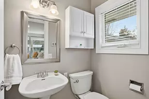 10666 Utica Rd, Bloomington, MN 55437 - Photo 27