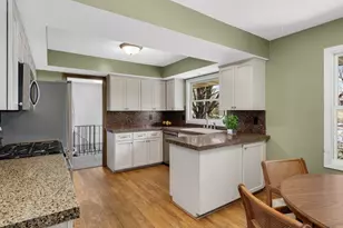 10732 James Cir, Bloomington, MN 55431 - Photo 11