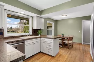 10732 James Cir, Bloomington, MN 55431 - Photo 13