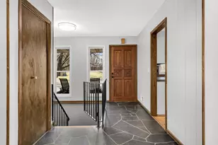 10732 James Cir, Bloomington, MN 55431 - Photo 3