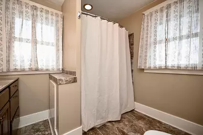 629 W King Street, Winona, MN 55987 - Photo 25