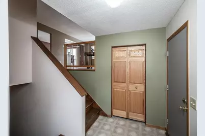 768 Hiawatha Avenue, Vadnais Heights, MN 55127 - Photo 3