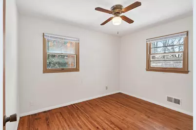 1427 Prosperity Avenue, Saint Paul, MN 55106 - Photo 5