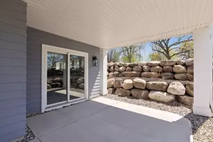 599 Harbor Ct, Shoreview, MN 55126 - Photo 63