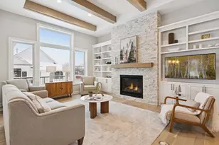 599 Harbor Ct, Shoreview, MN 55126 - Photo 9