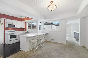 8114 Pennsylvania Rd, Bloomington, MN 55438 - Photo 11