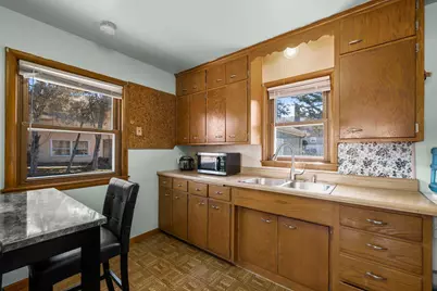 1236 Roma Avenue, Roseville, MN 55113 - Photo 9