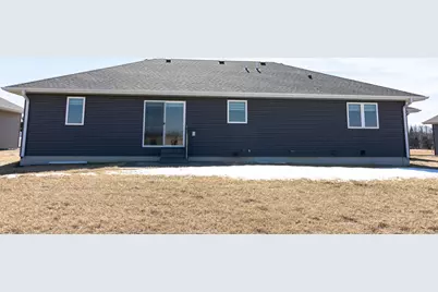 560 Hill Crest Street, Edgerton, MN 56128 - Photo 3