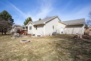 634 Jefferson St, River Falls, WI 54022 - Photo 31