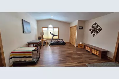 321 Shorewood Drive, International Falls, MN 56649 - Photo 9