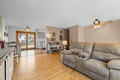 1209 45 1/2 Avenue NE, Columbia Heights, MN 55421 - Photo 7