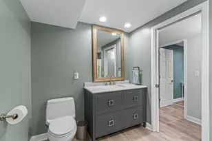 409 Westwood Dr S, Golden Valley, MN 55416 - Photo 47