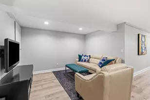 409 Westwood Dr S, Golden Valley, MN 55416 - Photo 37