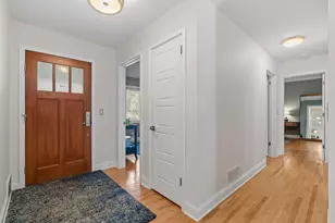 409 Westwood Dr S, Golden Valley, MN 55416 - Photo 7