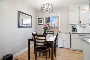 2303 7th Ave E, North Saint Paul, MN 55109 - Photo 9