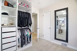 2303 7th Ave E, North Saint Paul, MN 55109 - Photo 19