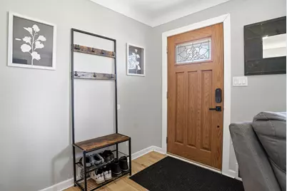 2303 7th Avenue E, North Saint Paul, MN 55109 - Photo 5