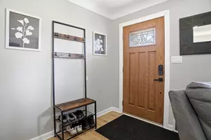 2303 7th Ave E, North Saint Paul, MN 55109 - Photo 5