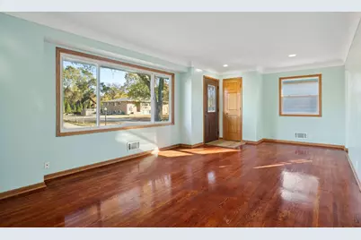 5513 Bryant Avenue N, Brooklyn Center, MN 55430 - Photo 5