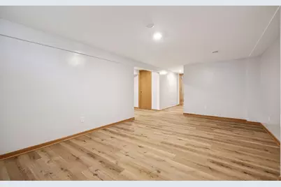 5513 Bryant Avenue N, Brooklyn Center, MN 55430 - Photo 25