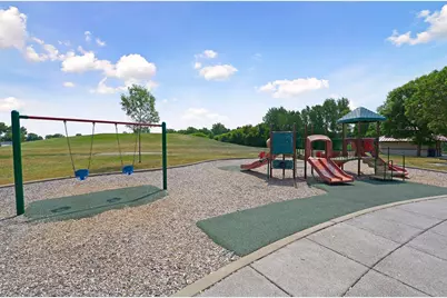 7604 Hampshire Avenue N, Brooklyn Park, MN 55428 - Photo 35