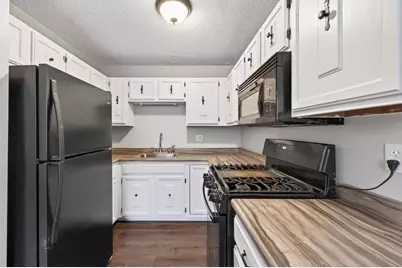 406 Livingston Avenue, Saint Paul, MN 55107 - Photo 3