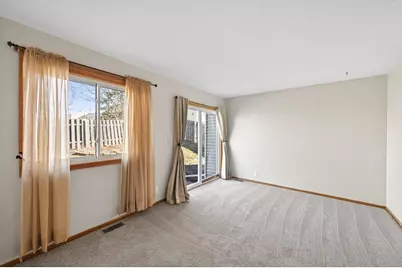 406 Livingston Avenue, Saint Paul, MN 55107 - Photo 9