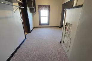 411 5th St NW, Austin, MN 55912 - Photo 23