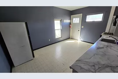 411 5th Street NW, Austin, MN 55912 - Photo 29