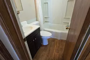 411 5th St NW, Austin, MN 55912 - Photo 11