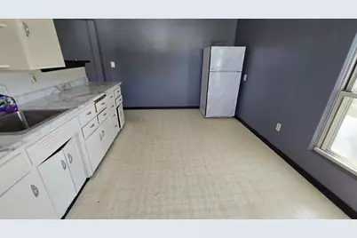 411 5th Street NW, Austin, MN 55912 - Photo 31