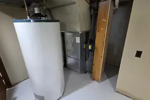 411 5th St NW, Austin, MN 55912 - Photo 33