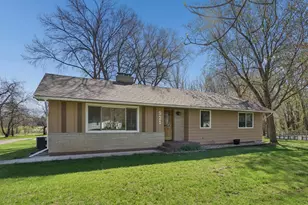 921 S Meadow Rd, Litchfield, MN 55355 - Photo 1