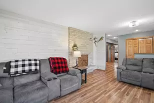 921 S Meadow Rd, Litchfield, MN 55355 - Photo 5