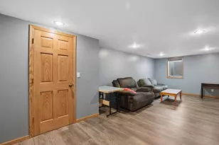 921 S Meadow Rd, Litchfield, MN 55355 - Photo 21