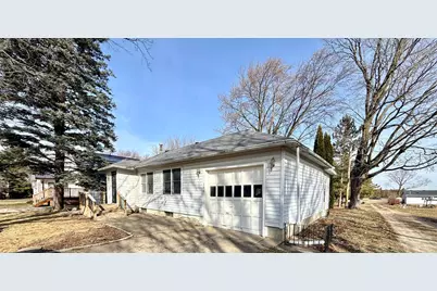 105 3rd Avenue NW, Grand Meadow, MN 55936 - Photo 7