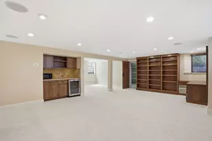 2200 Kenwood Pkwy, Minneapolis, MN 55405 - Photo 35