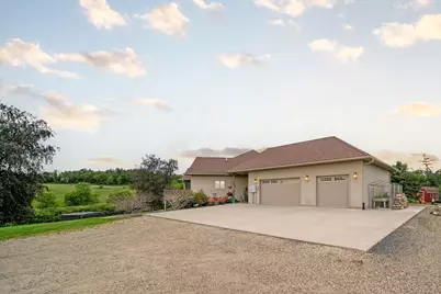 62997 430th Avenue, Mazeppa, MN 55956 - Photo 3