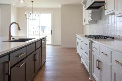 3627 Knightsbridge Trail N, Lake Elmo, MN 55042 - Photo 7